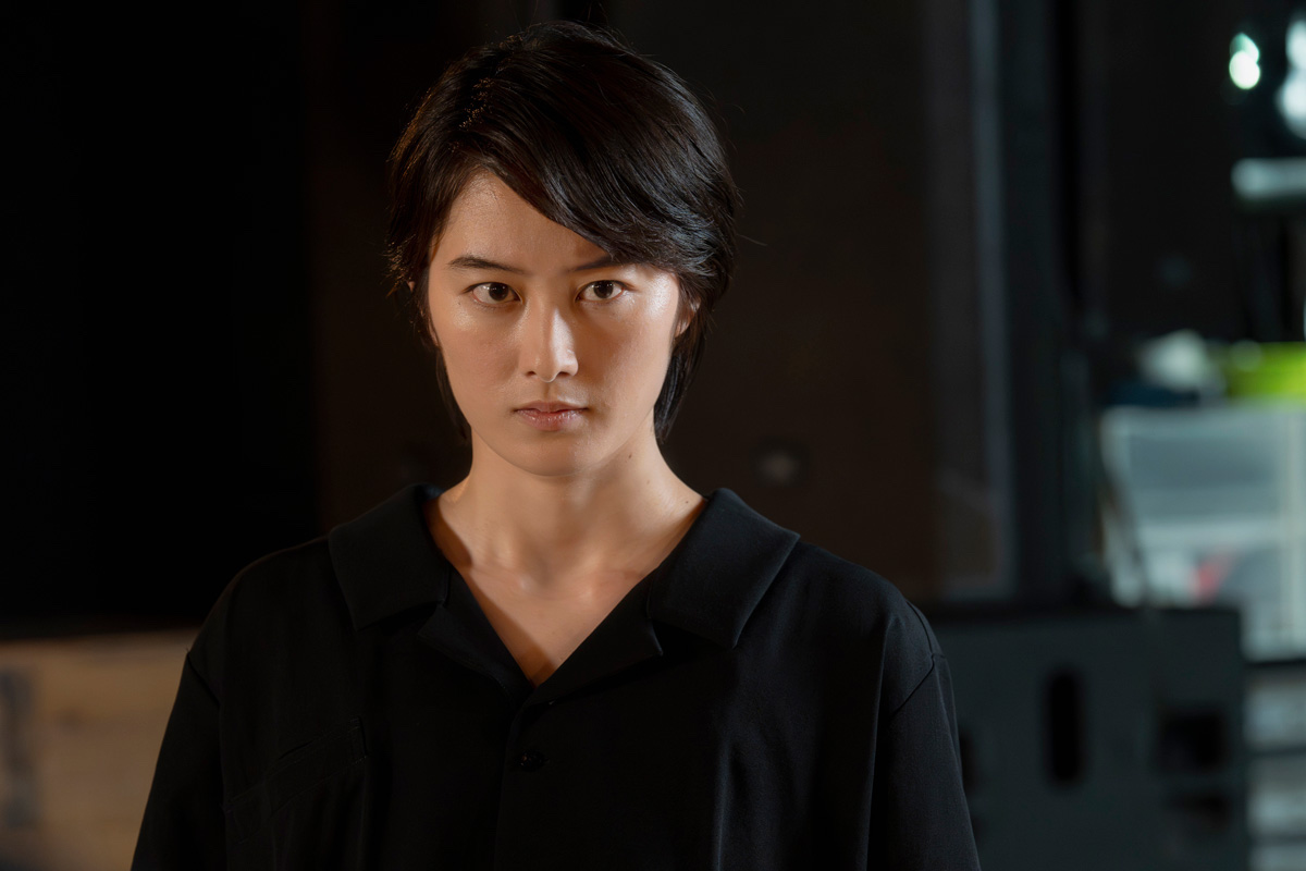 高月彩良